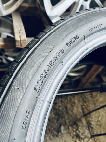 235 45 19 Bridgestone Potenza S001. Фото 9