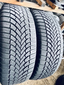 225 60 18 Bridgestone Blizzak LM005