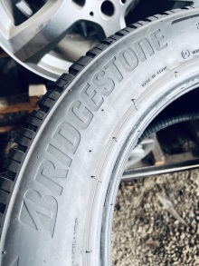 225 60 18 Bridgestone Blizzak LM005. Фото 6