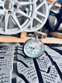 235 65 16C Goodyear Ultra Grip Cargo . Фото 5