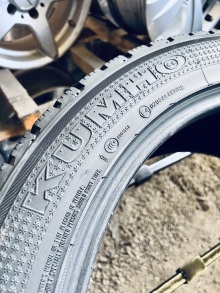 275 45 20 Kumho I'zen RV Asymmetric. Фото 7