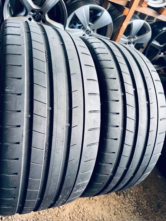 255 35 20 Kumho Ecsta PS91 