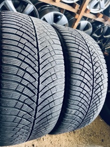 255 35 21 Pirelli P Zero Winter2. Фото 2