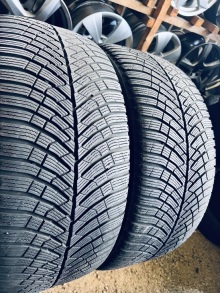 255 35 21 Pirelli P Zero Winter2. Фото 3