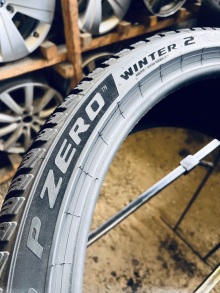 255 35 21 Pirelli P Zero Winter2. Фото 10