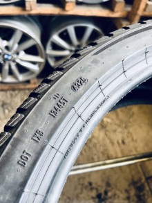 255 35 21 Pirelli P Zero Winter2. Фото 13