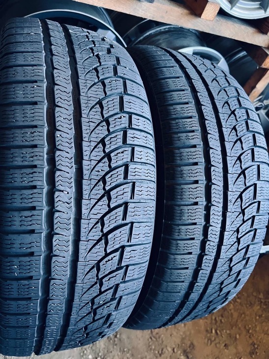 225 55 17 Nokian WR A4 [2024] 