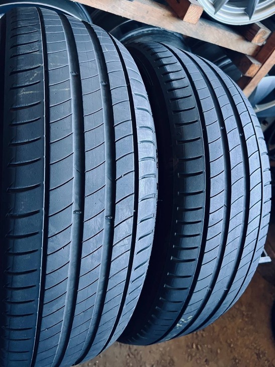 215 65 16 Michelin Primacy 3 