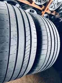 315 30 22 Pirelli P Zero 