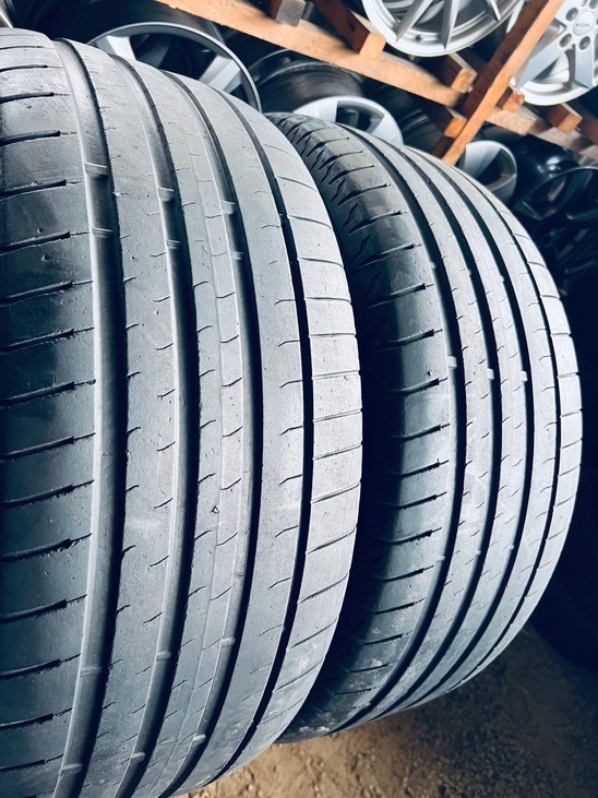 275 50 20 Bridgestone Potenza Sport