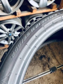 255 35 21 Pirelli Sottozero 3. Фото 10