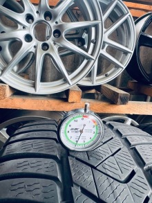 255 40 20 Pirelli Sottozero 3 Elect . Фото 6