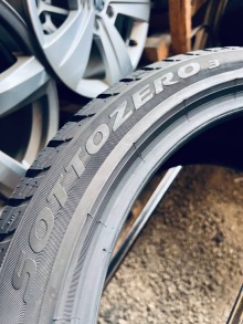 225 45 18 Pirelli Sottozero 3. Фото 10