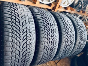 235 55 17 Nokian WR Snowproof