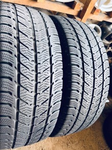 235 65 16C Semperit Van-Grip 3 . Фото 2