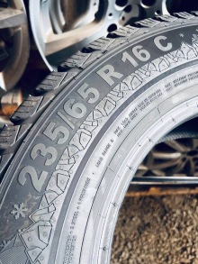 235 65 16C Semperit Van-Grip 3 . Фото 8