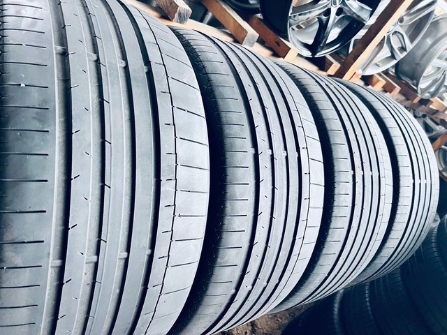 285 40 21 Continental Sport Contact6 