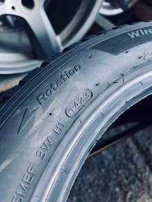 245 45 18 Hankook Winter I'Cept Evo3. Фото 9