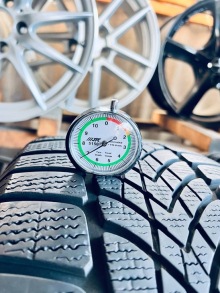 235 55 19 Dunlop SP Winter Sport 4D. Фото 6