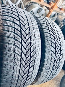 255 45 20 Bridgestone Blizzak LM005 