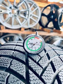 255 45 20 Bridgestone Blizzak LM005 . Фото 7