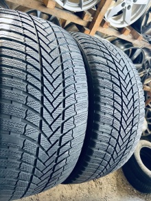 275 40 21 Bridgestone Blizzak LM005 . Фото 2