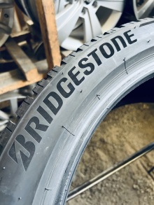 275 40 21 Bridgestone Blizzak LM005 . Фото 7