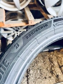 225 45 18 Bridgestone Blizzak 6 . Фото 8
