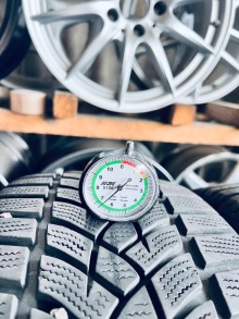 215 55 17 Goodyear UltraGrip Performance Gen-1 . Фото 7