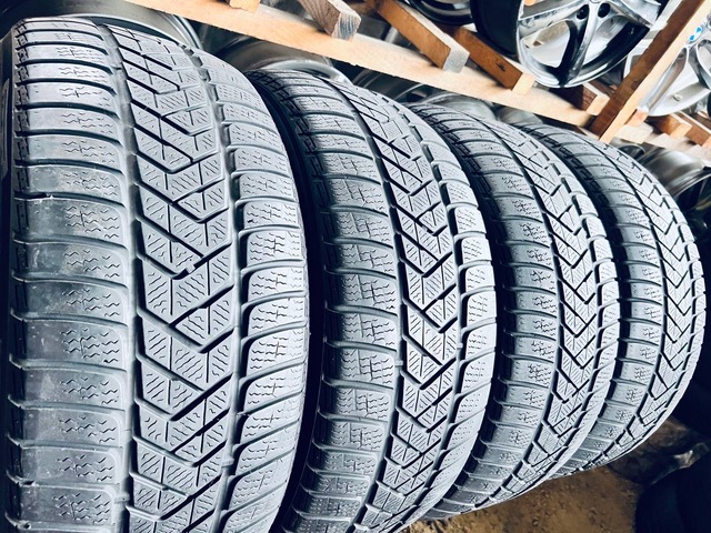 245 45 19 Pirelli Sottozero 3 [2422]