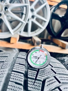 235 50 19 Hankook Winter I'Cept Evo2 . Фото 5