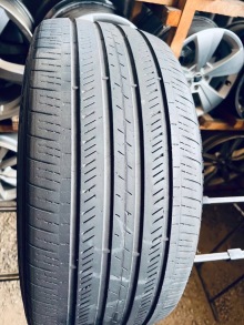 235 40 19 Goodyear Eagle Touring . Фото 2