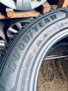 205 65 15C Goodyear Vector4Seasons Cargo . Фото 9