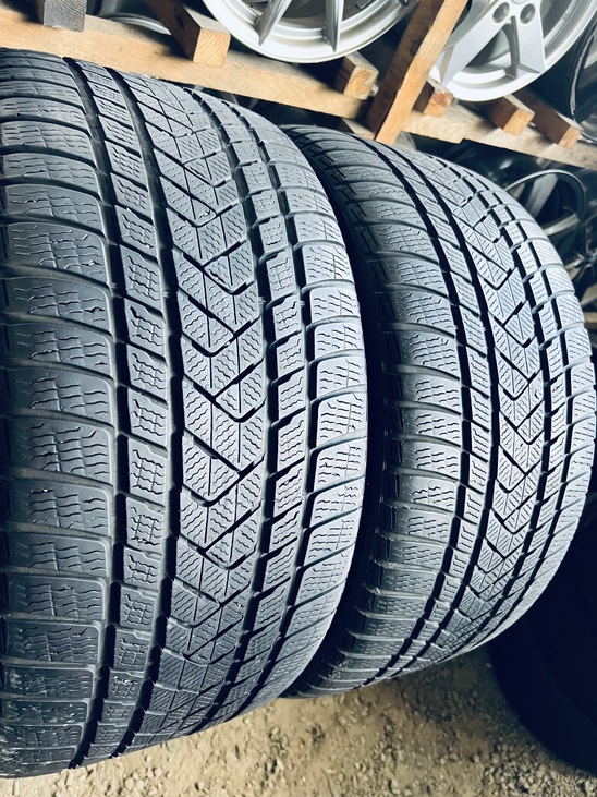 315 35 21 Pirelli Scorpion Winter [3622]
