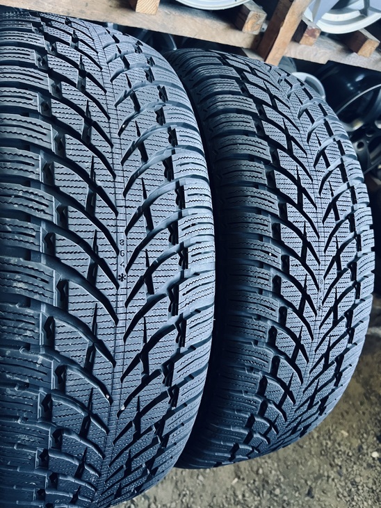 255 70 16 Nokian WR SUV4