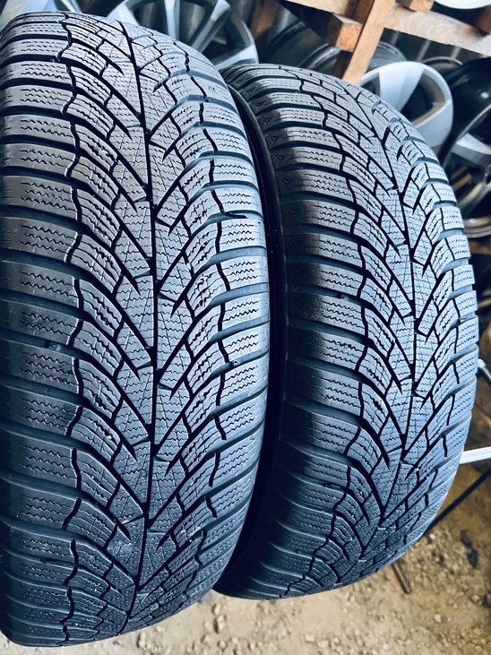 205 60 16 Kumho WinterCraft WP52 