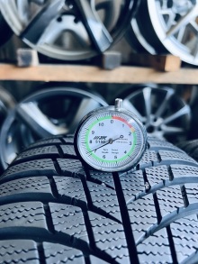 205 55 16 Bridgestone Blizzak LM001. Фото 8