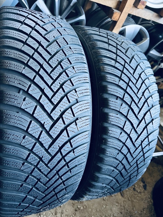 215 55 17 Hankook Winter I'Cept RS3 