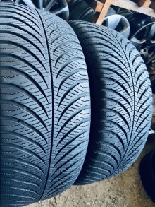 215 55 17 Goodyear Vector4Seasons Gen-2