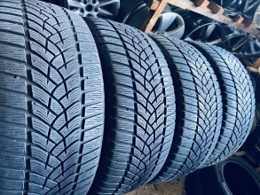 235 45 18 Goodyear UltraGrip Performance. Фото 2