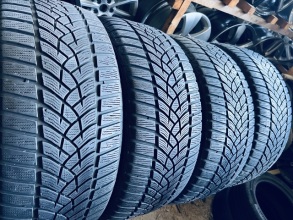 235 45 18 Goodyear UltraGrip Performance. Фото 3