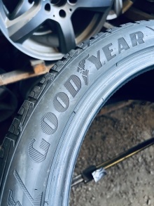 235 45 18 Goodyear UltraGrip Performance. Фото 10