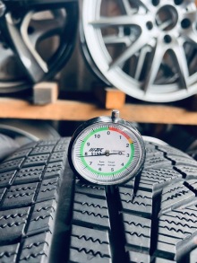 225 55 17 Hankook Winter I'Cept Evo2 . Фото 7