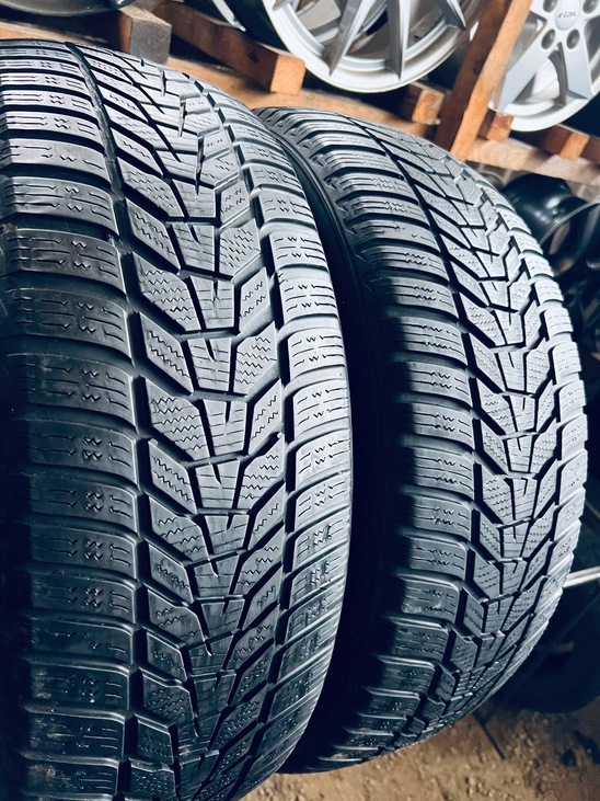 225 60 17 Hankook Winter I'Cept Evo3 