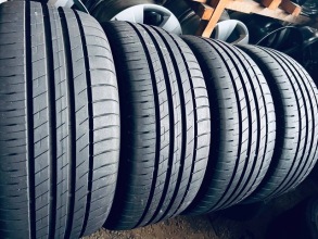225 45 17 Goodyear Efficient Grip Performance. Фото 9