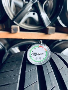 225 45 17 Goodyear Efficient Grip Performance. Фото 8