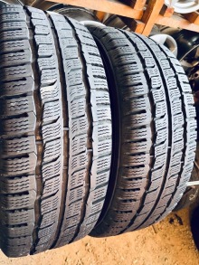 235 65 16C Kumho Winter PorTran CW1 
