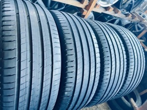 235 55 19 Michelin Latitude Sport3
