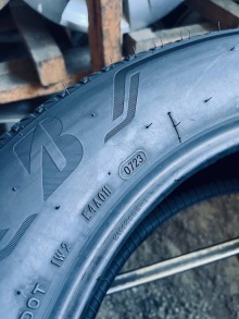 225 60 18 Bridgestone Alenza 001 . Фото 10