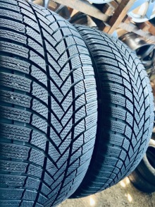 255 45 19 Bridgestone Blizzak LM005. Фото 3